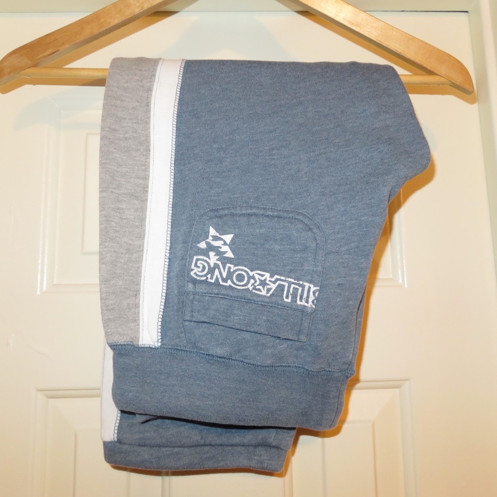 Billabong women’s capris